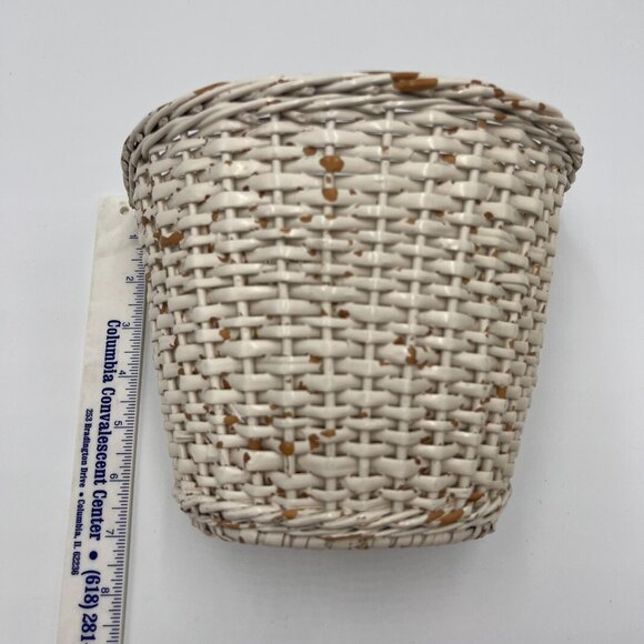 Vintage 1970's Bicycle Bike Handwoven Wicker Shabby White Storage Basket Handles - Picture 6 of 7